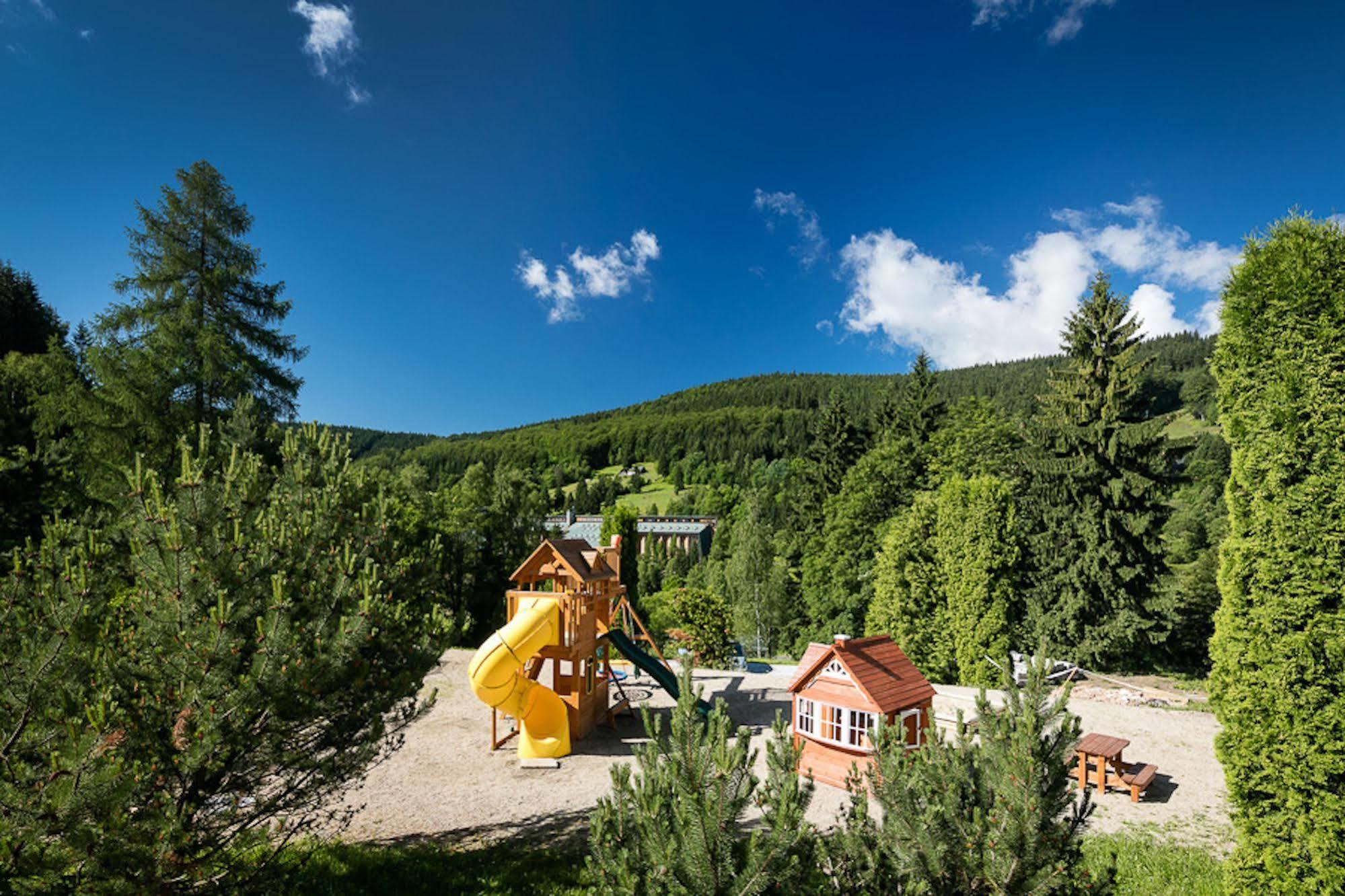 Pytloun Wellness Hotel Harrachov Kültér fotó